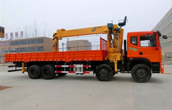 東風特商前四后八徐工16噸隨車吊