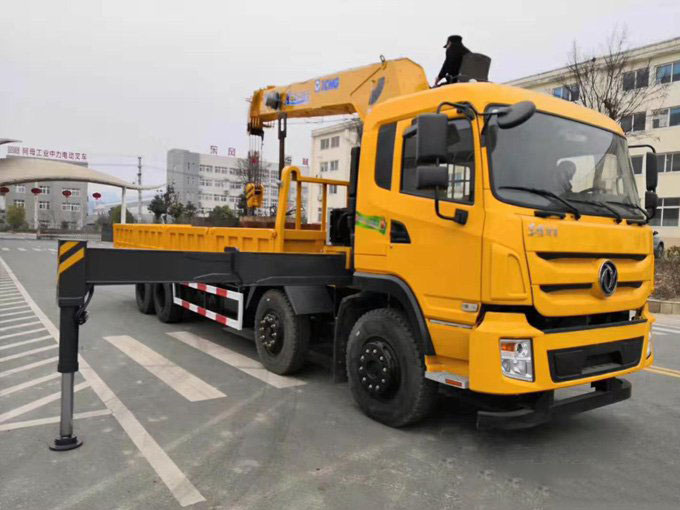 徐工吊機16噸東風特商前四后八隨車吊圖片展示4