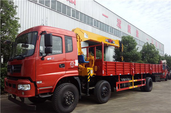 飛濤8噸三軸東風(fēng)隨車吊（東風(fēng) -- 御龍8噸隨車起重運輸車）圖片展示3