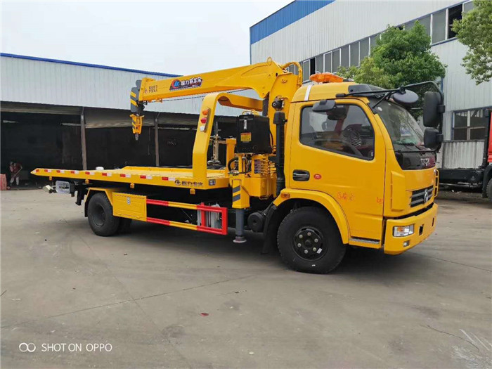 程力8噸東風(fēng)特商隨車(chē)吊圖片展示4