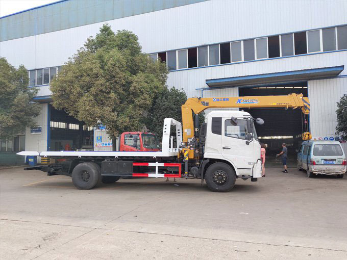 徐工吊機6.3噸東風(fēng)天錦清障隨車吊