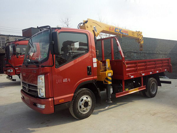 藍牌長興3.5噸凱馬隨車吊