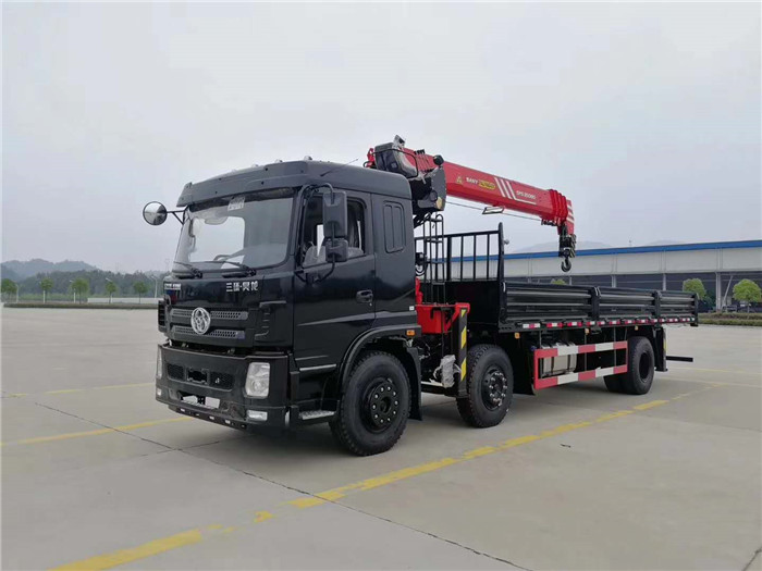 三環(huán)昊龍前四后四三一10噸隨車吊圖片圖片展示2