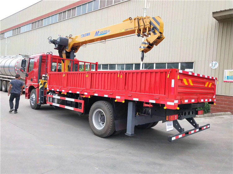 重慶渝北周總喜提徐工漢風一體化8噸隨車吊