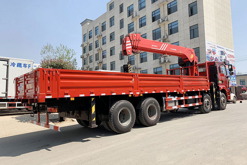 隨車吊16噸新車多少錢？