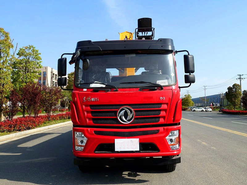 東風(fēng)暢行后八輪徐工12噸隨車吊多少錢一輛？