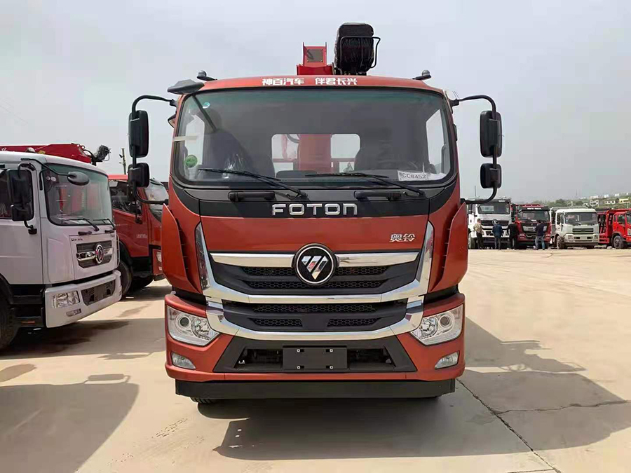 福田奧鈴國六長興8噸隨車吊