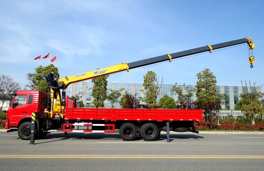 SQS300-4徐工12噸直臂隨車吊參數(shù)