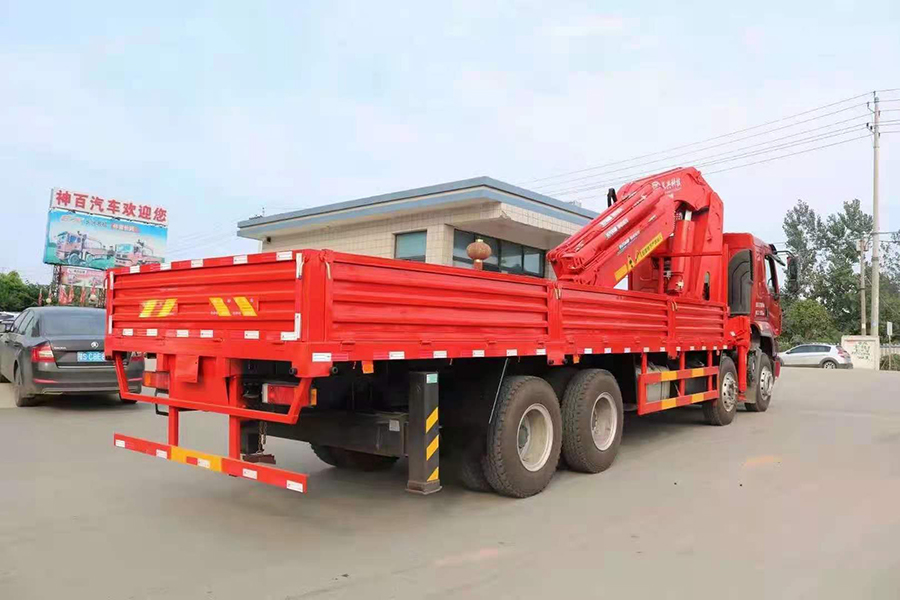 東風國六30噸隨車吊即將發車