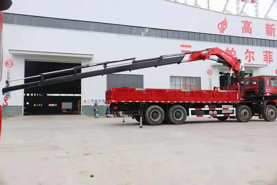 陜汽德龍25噸長興折臂隨車吊