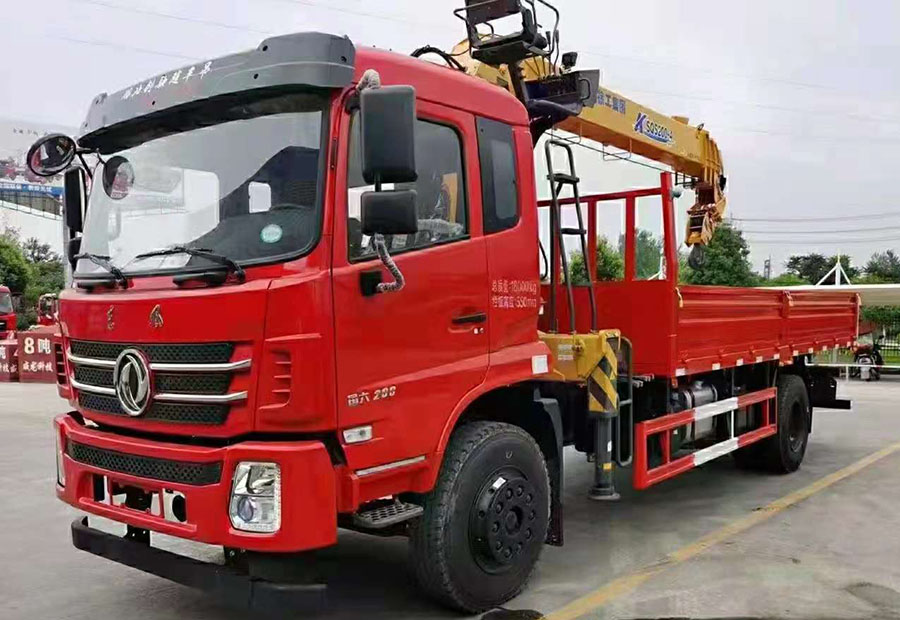 東風隨專K5徐工8噸隨車吊 17萬+底盤