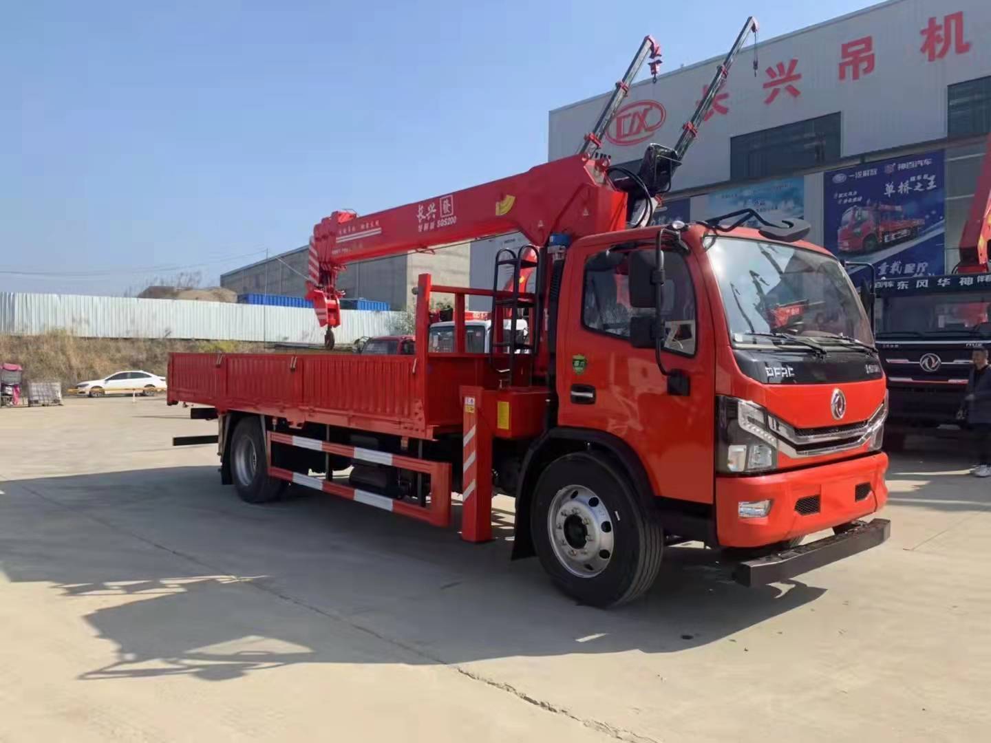 東風(fēng)8噸隨車吊 整車特價(jià)23萬