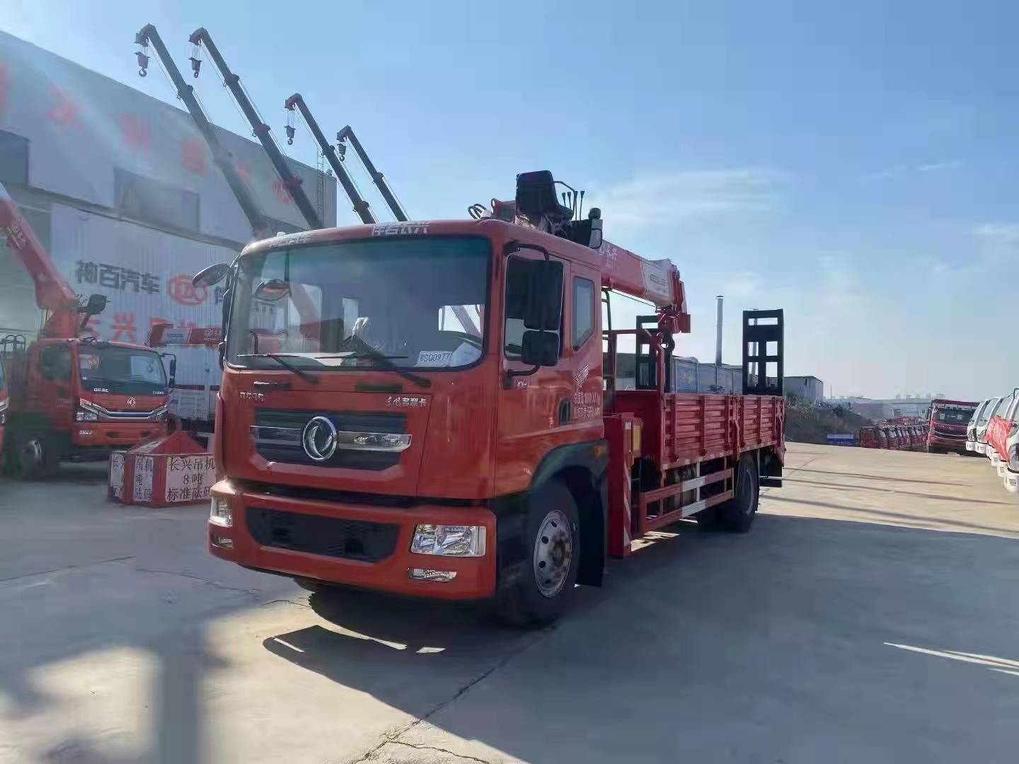 東風(fēng)多利卡D9多功能隨車吊 能上京牌